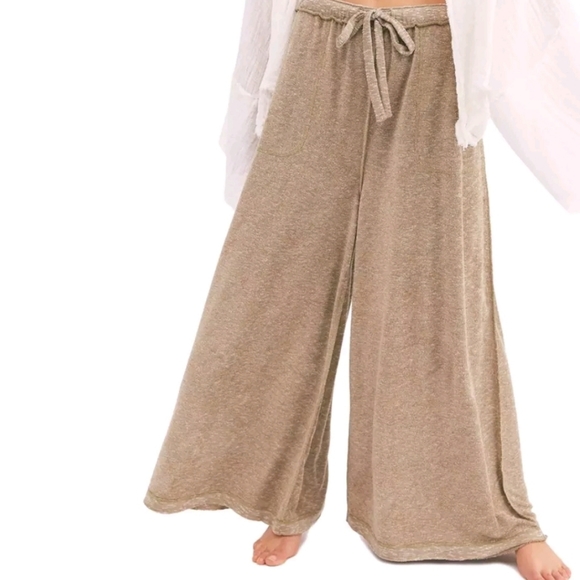 Free People NWT OVERSIZED XS Make It Maxi Wide Leg - Picture 1 of 4